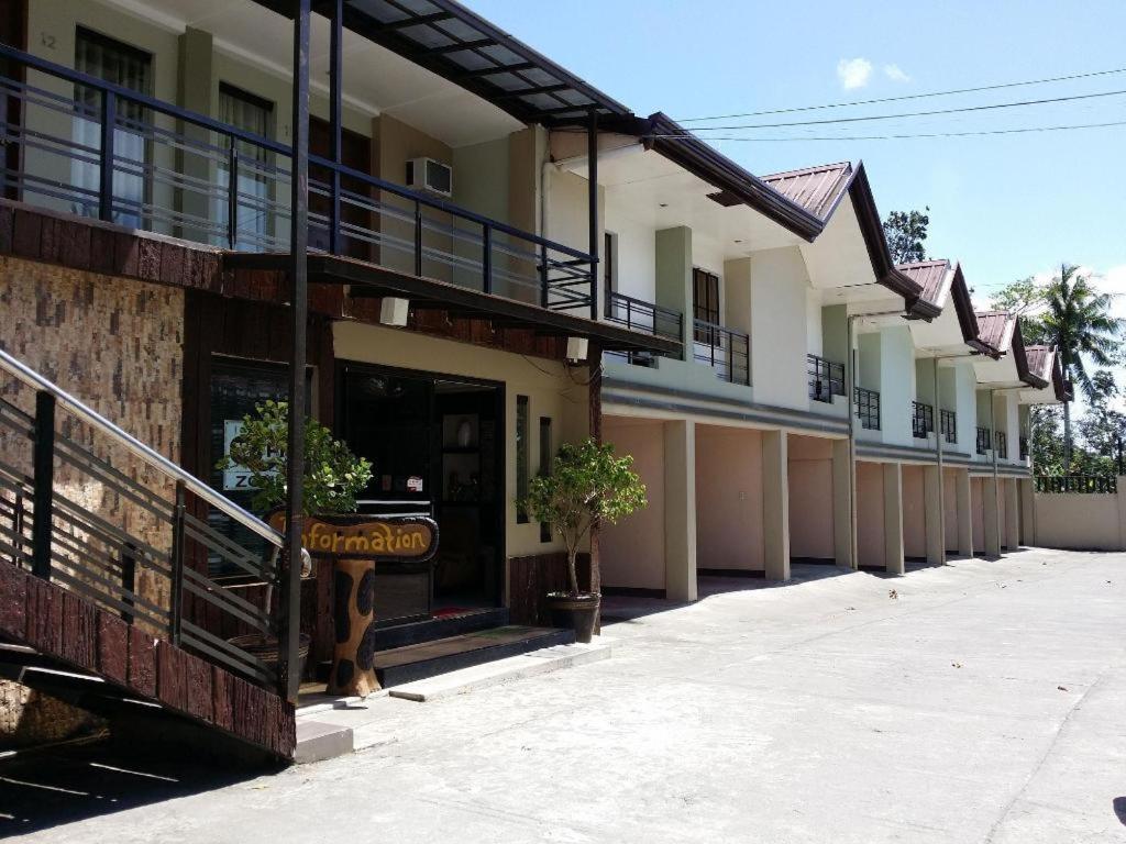 Quezon Premier Hotel Lucena Exteriör bild